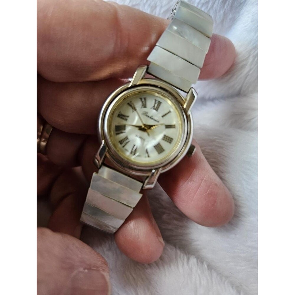 LADIES' Badavici quartz watch with mother of pearl expandable band
